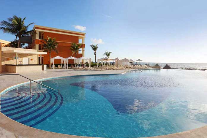 BAHIA PRINCIPE LUXURY AKUMAL PISCINA FRENTE AL MAR