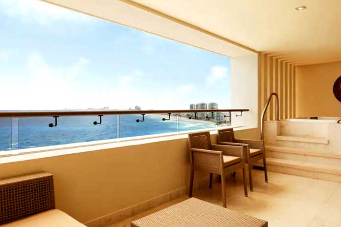 Balcon de la suite con vista al mar hotel Hyatt Ziva Cancun