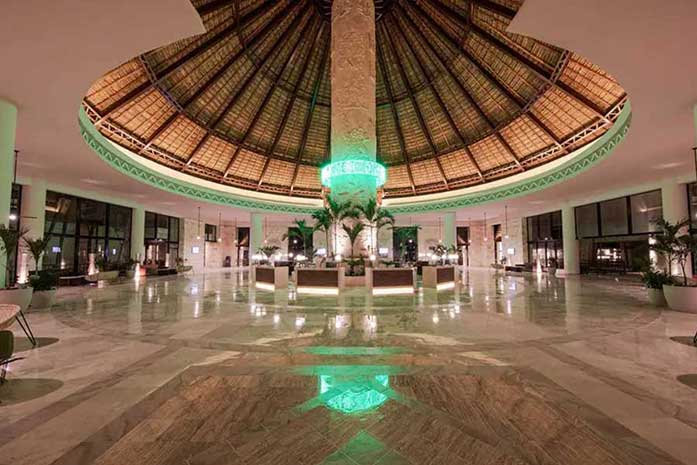 HOTEL BAHIA PRINCIPE GRAND TULUM LOBBY