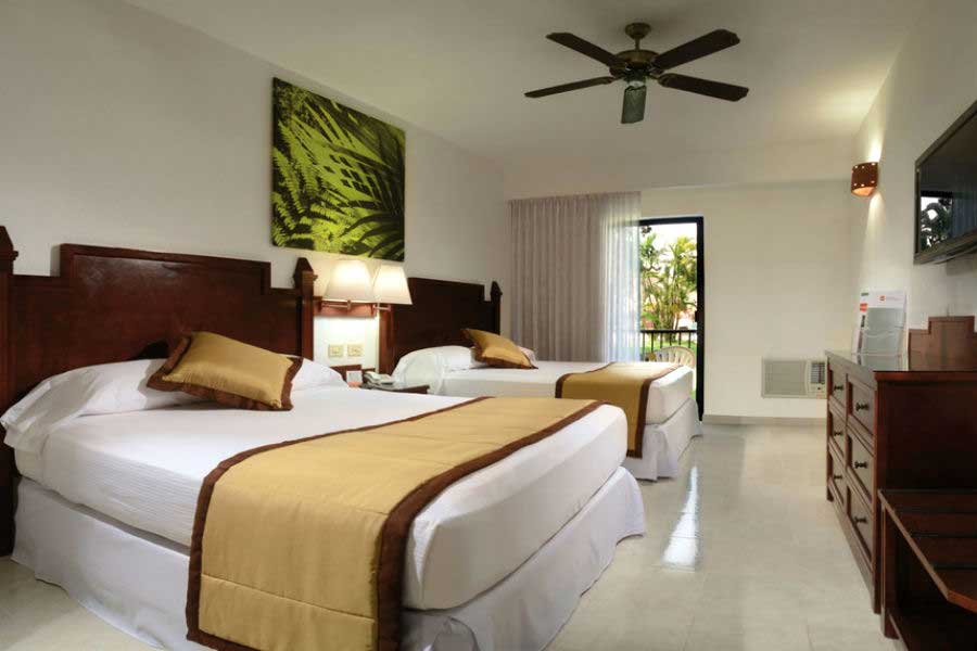 HOTEL RIU LUPITA Rooms