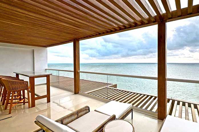 HOTEL ROYALTON SPLASH RIVIERA CANCUN SOLARIUM FRENTE AL MAR