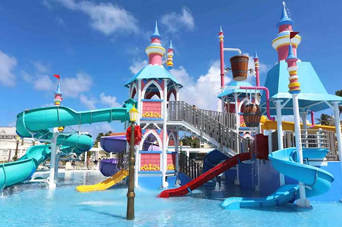 HOTEL BAHIA PRINCIPE toboganes