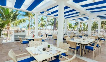 Hotel Bahía príncipe fantasia Beach Restaurant