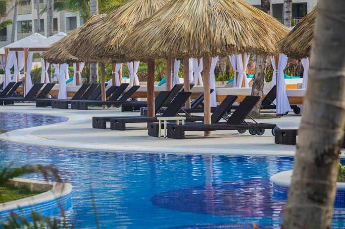 Hotel Majestic Mirage piscina