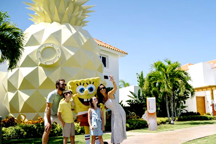 Hotel Nickelodeon Punta cana personajes