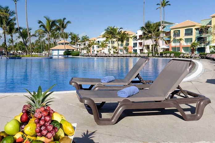 Hotel Ocean Blue Sand Punta Cana piscina