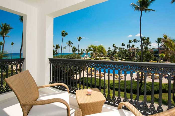 Hotel Ocean Blue Sand Punta Cana terraza
