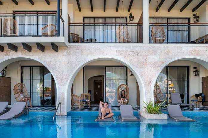 Hotel el faro punta cana vista piscina